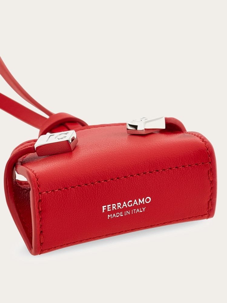 【FERRAGAMO】Hugバッグモチーフ レザーチャーム FERRAGAMO】Hugバッグモチーフ レザーチャーム バッグチャーム