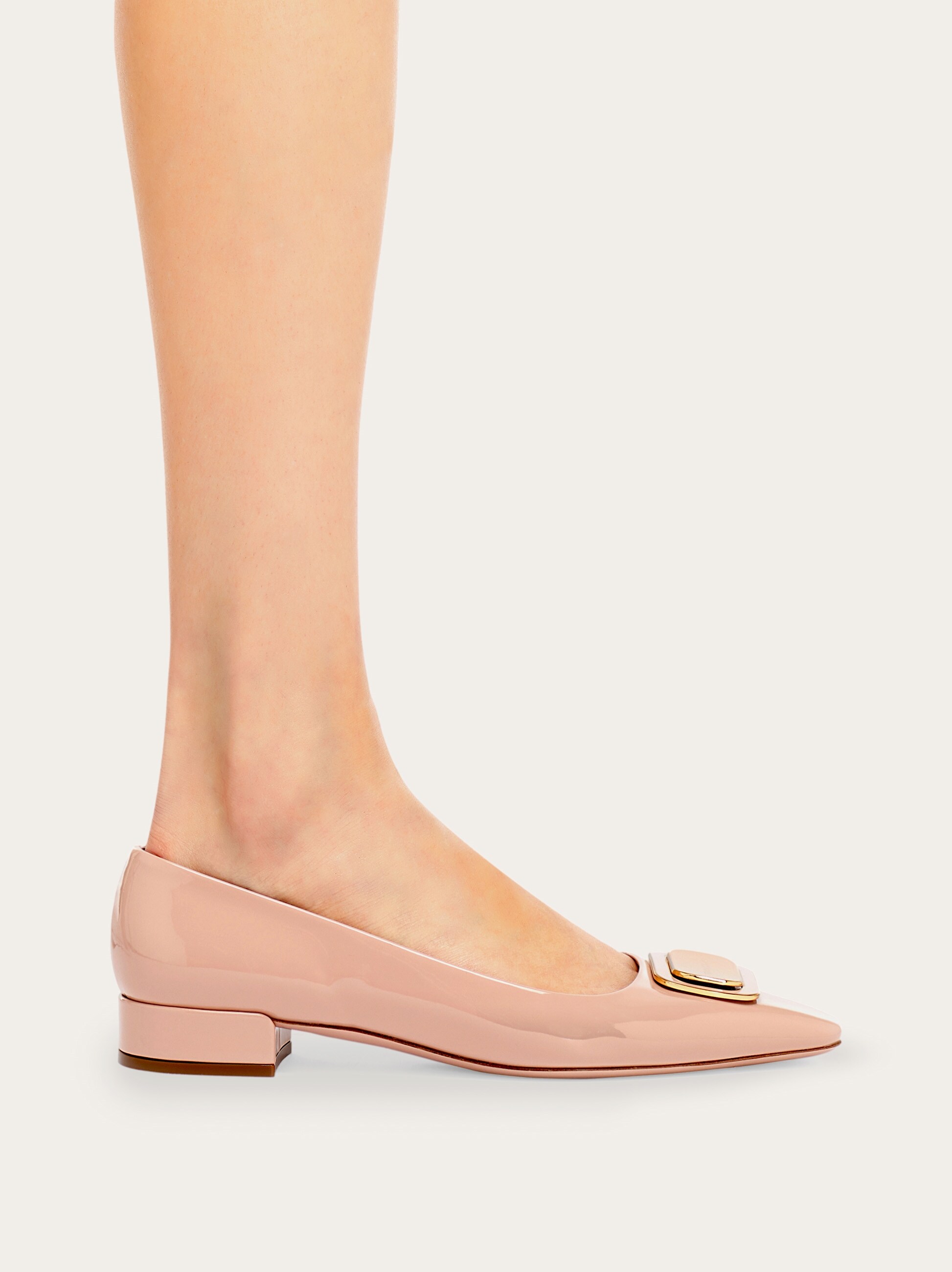 パンプス Ferragamo New Vara Plate Pumps In Pink Patent Leather New Vara plate pump - Women | Ferragamo