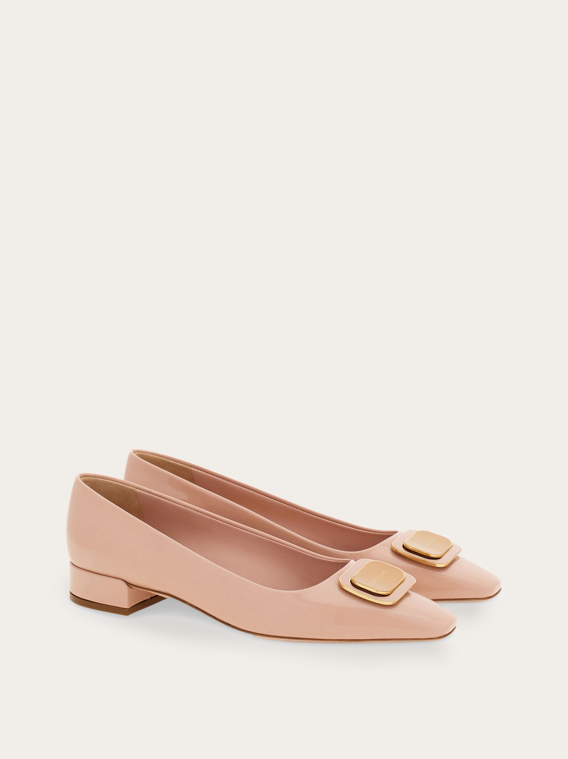 パンプス Ferragamo New Vara Plate Pumps In Pink Patent Leather Ferragamo New Vara Plate In Pink Patent Leather | THE LIST