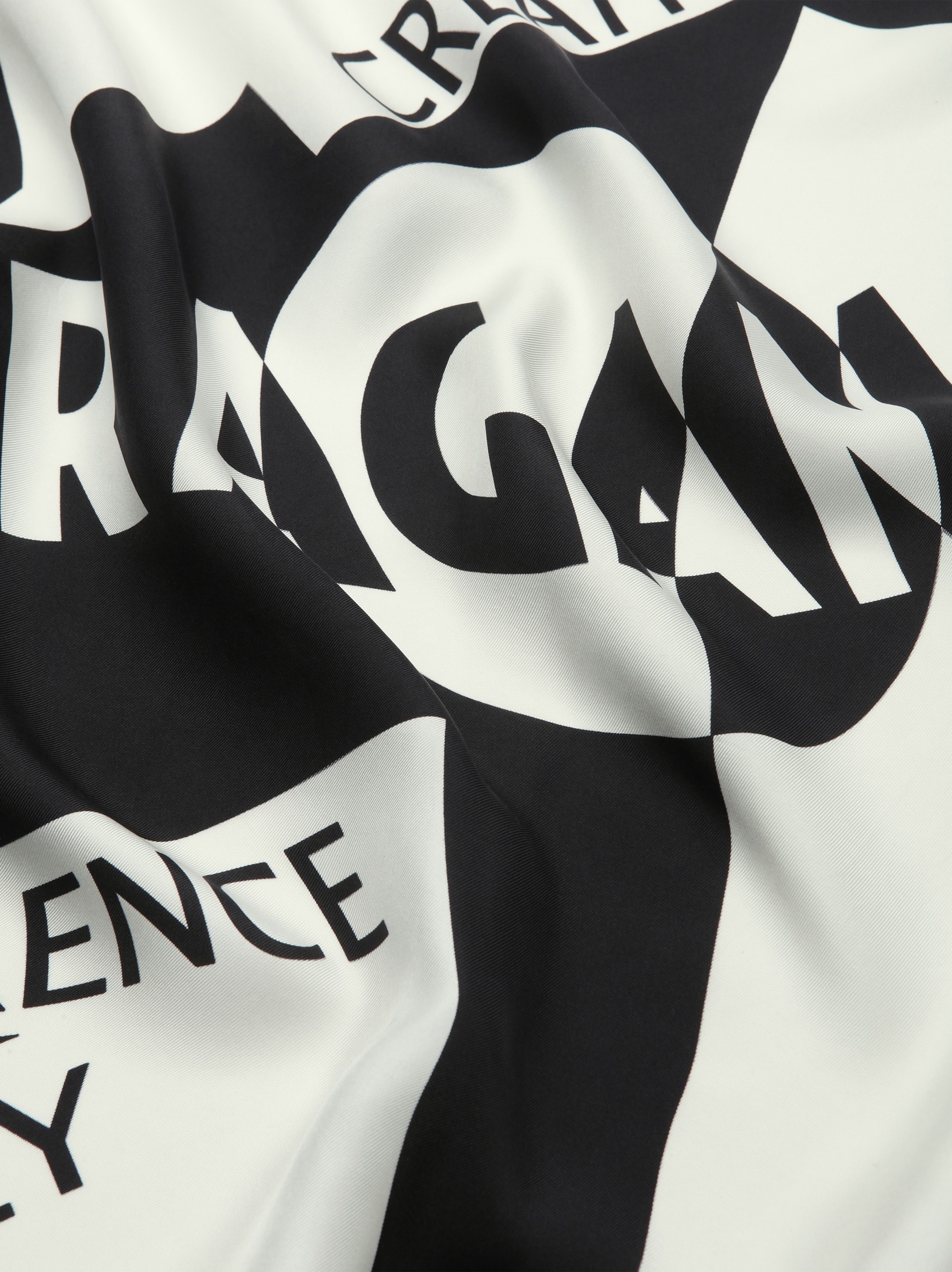 ［すぐにお届け］FERRAGAMO Mufflers & Scarves Ferragamo Monogram scarf - Men | Ferragamo