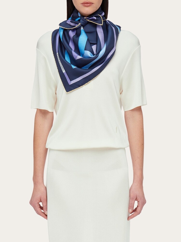 Vara print silk foulard Gallery image 3