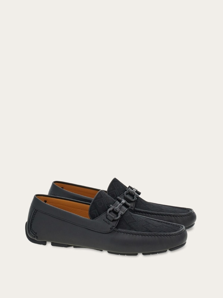 Driver with Gancini ornament - Men | Ferragamo