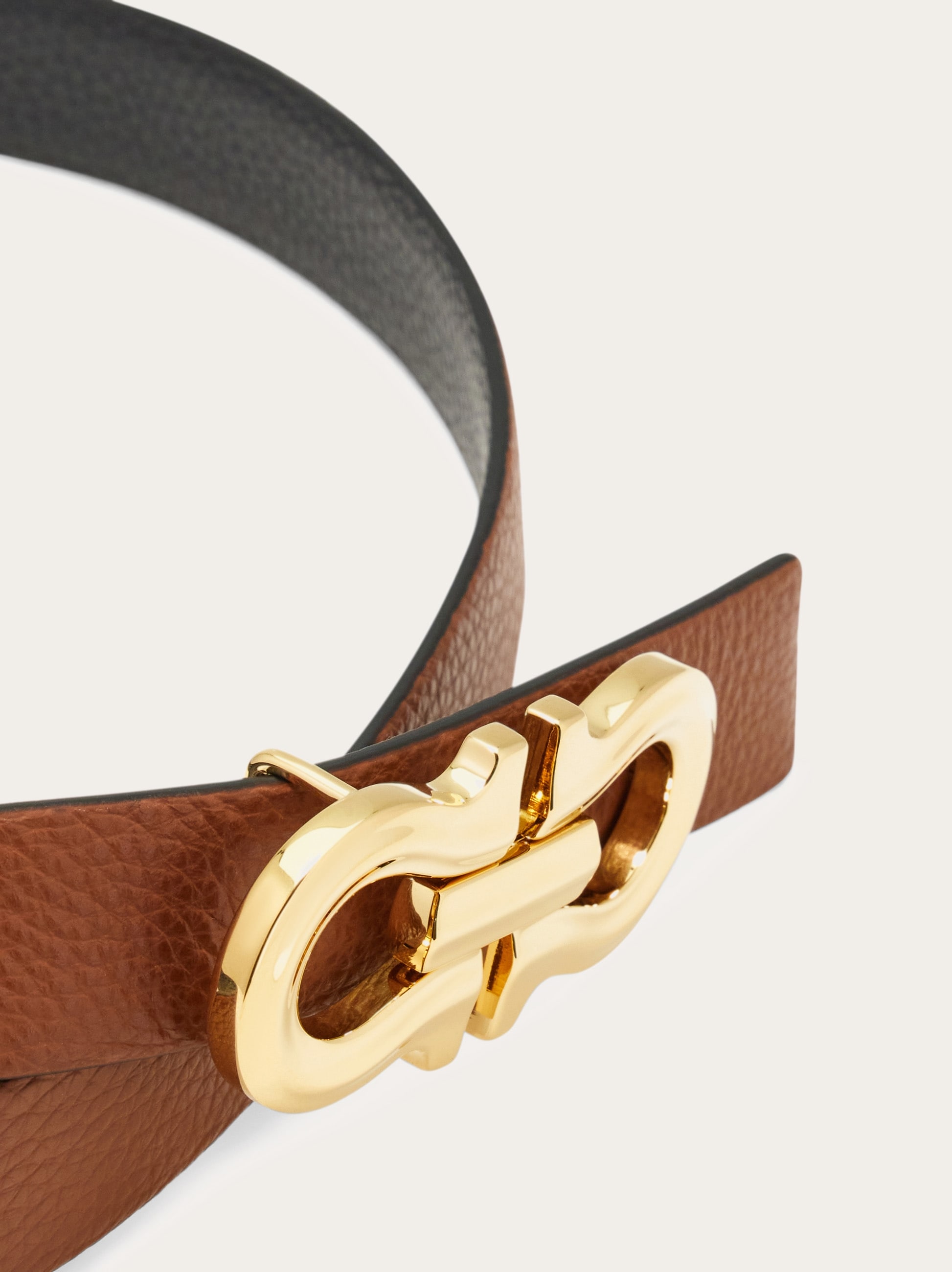Reversible Gancini belt - Women | Ferragamo