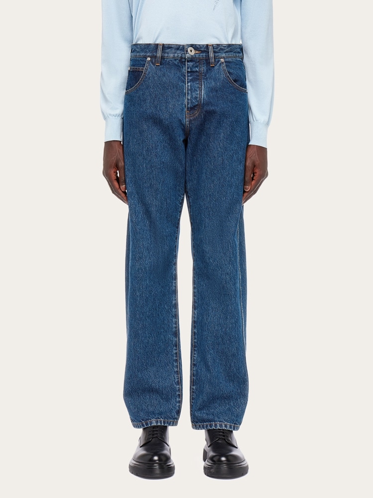 Medium wash jeans Gallery image 2