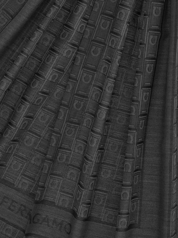 Gancini Monogram jacquard stole Gallery image 5
