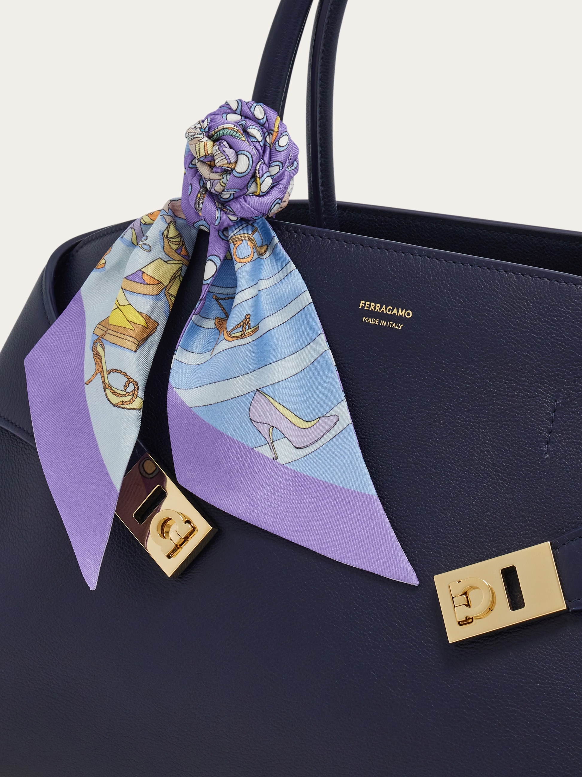 Ferragamo正規品/関税送料込み SILK BANDEAU Scarf Day & Night print silk bandeau - Women | Ferragamo