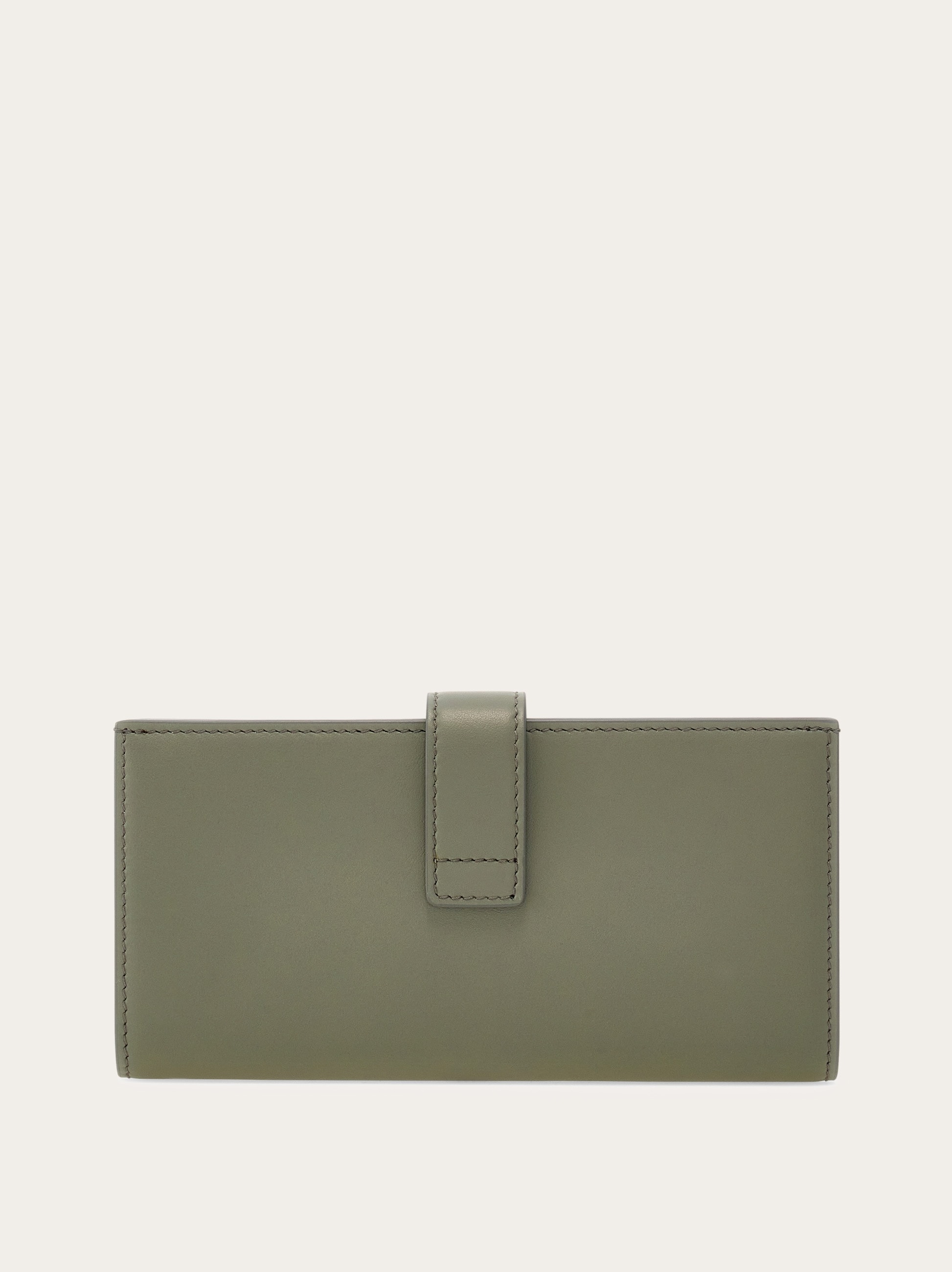 関税込【Ferragamo】ハグ コンチネンタル ウォレット FERRAGAMO HUG(フェラガモ ハグ) 財布・小物(レディース) - 海外