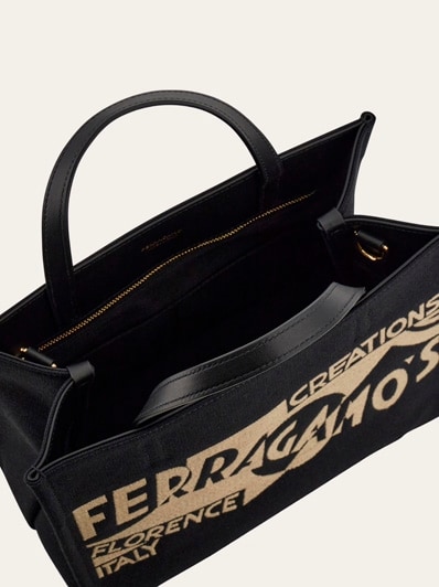 ♦Ferragamo♦ロゴトートバッグ☆正規品・関税込☆ ♢Ferragamo♢ロゴトートバッグ☆正規品・関税込☆ (FERRAGAMO