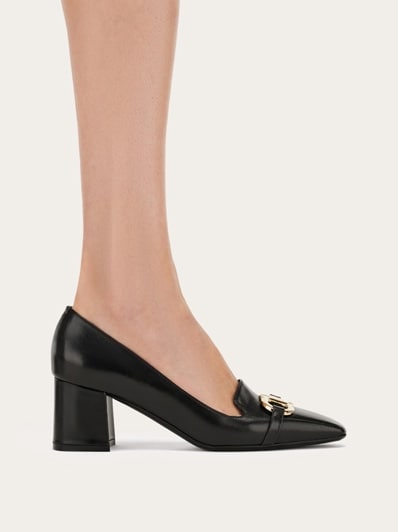 Pump with Gancini ornament - Women | Ferragamo