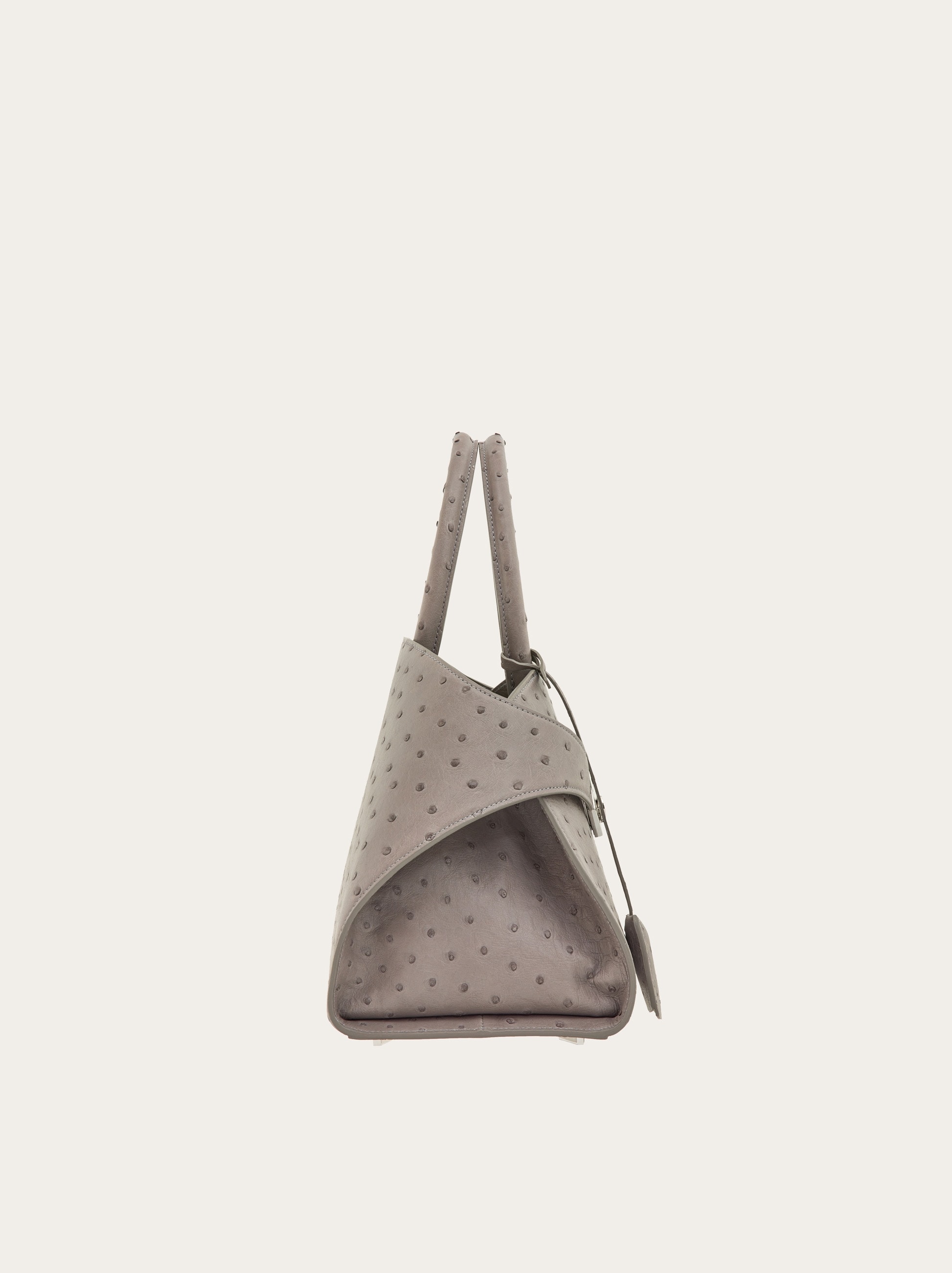 Hug handbag (M) - Women | Ferragamo