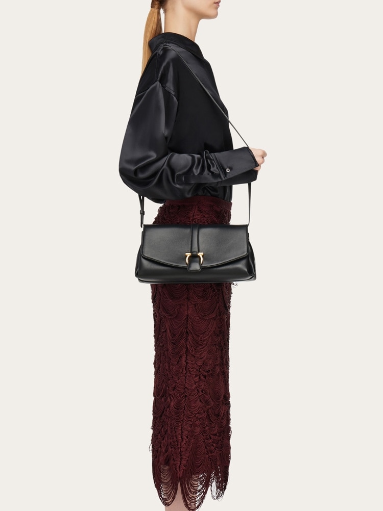 Front flap crossbody bag (S) Gallery image 3