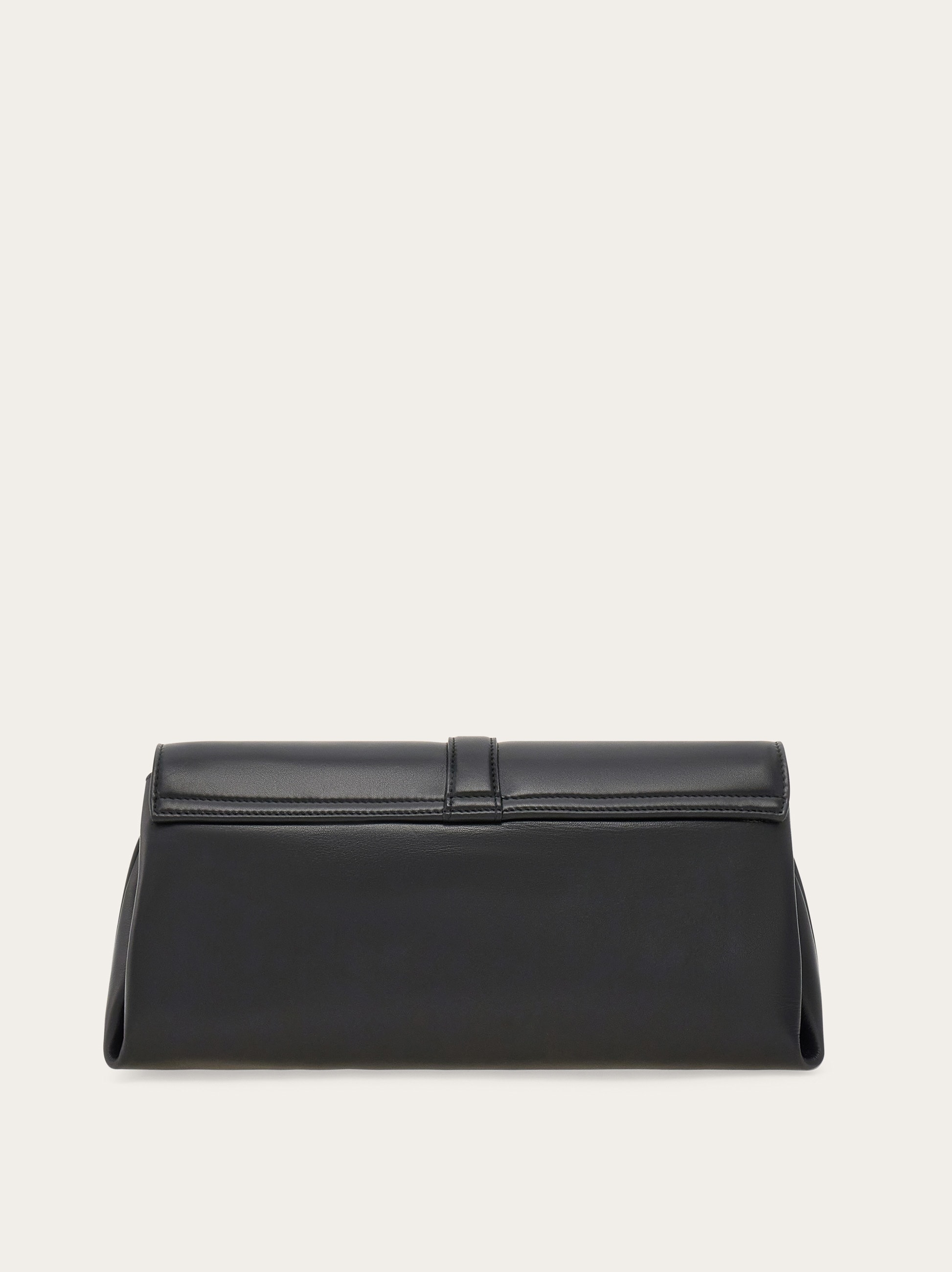 ショルダーバッグ・ポシェット FERRAGAMO Woman Shoulder bag Black 219804 777335 001 Front flap crossbody bag (S) - Women | Ferragamo