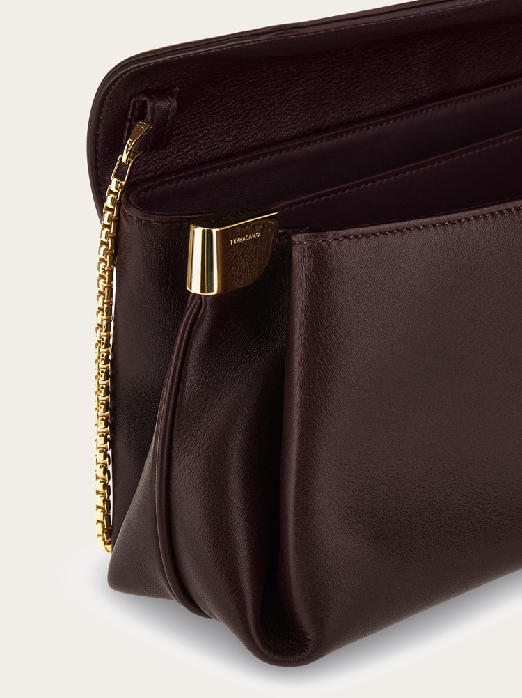 Front flap crossbody bag (S) Gallery image 9