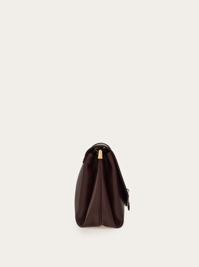 Salvatore Ferragamo フェラガモ Ferrgamo スクエア レディース