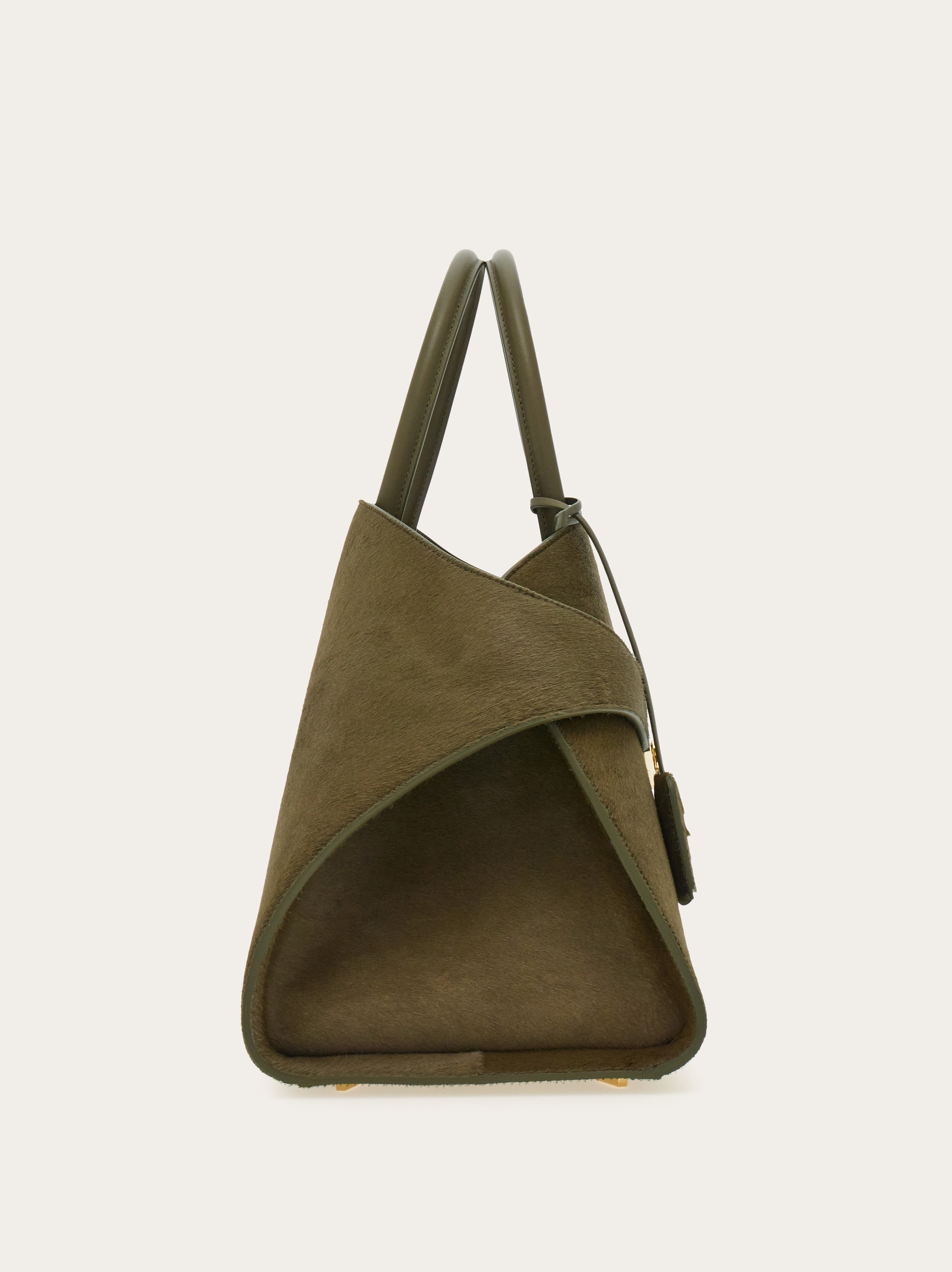 Hug handbag (L) - Women | Ferragamo