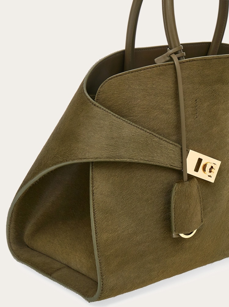 Hug handbag (L) Gallery image 8
