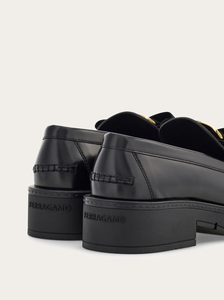 チャンキー モカシン - ウィメンズ | Ferragamo