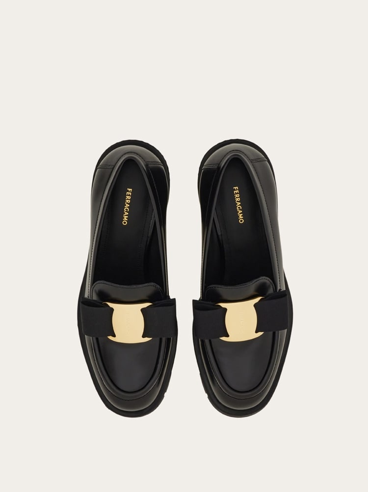 Chunky heel Vara Bow loafer - Women | Ferragamo
