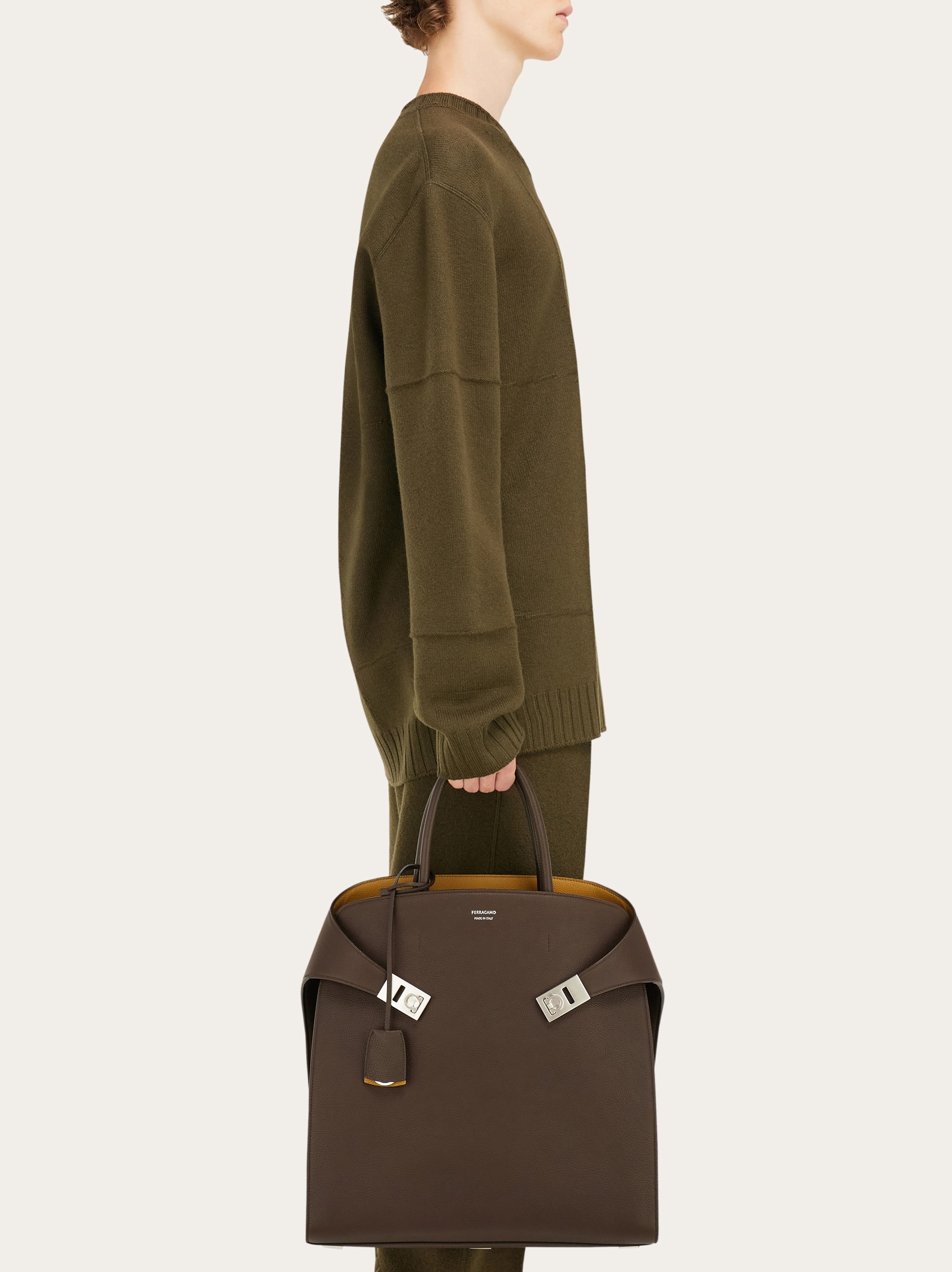Hug トートバッグ - メンズ | Ferragamo