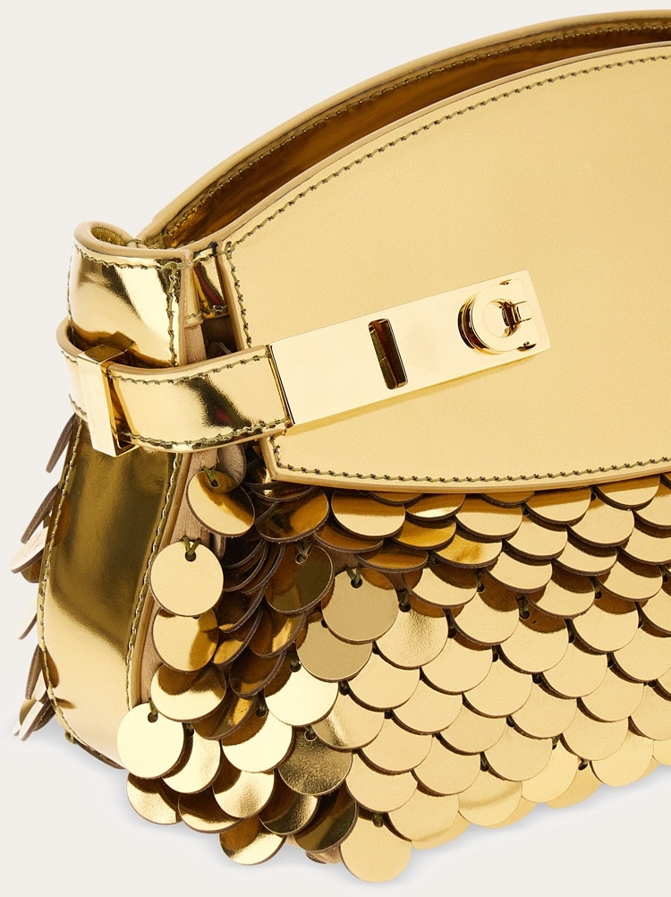 ショルダーバッグ・ポシェット FERRAGAMO HUG SH S\nShoulder Bag\n34,0x15,5x25,5 Hug soft crossbody bag with sequins (XS) - Women | Ferragamo