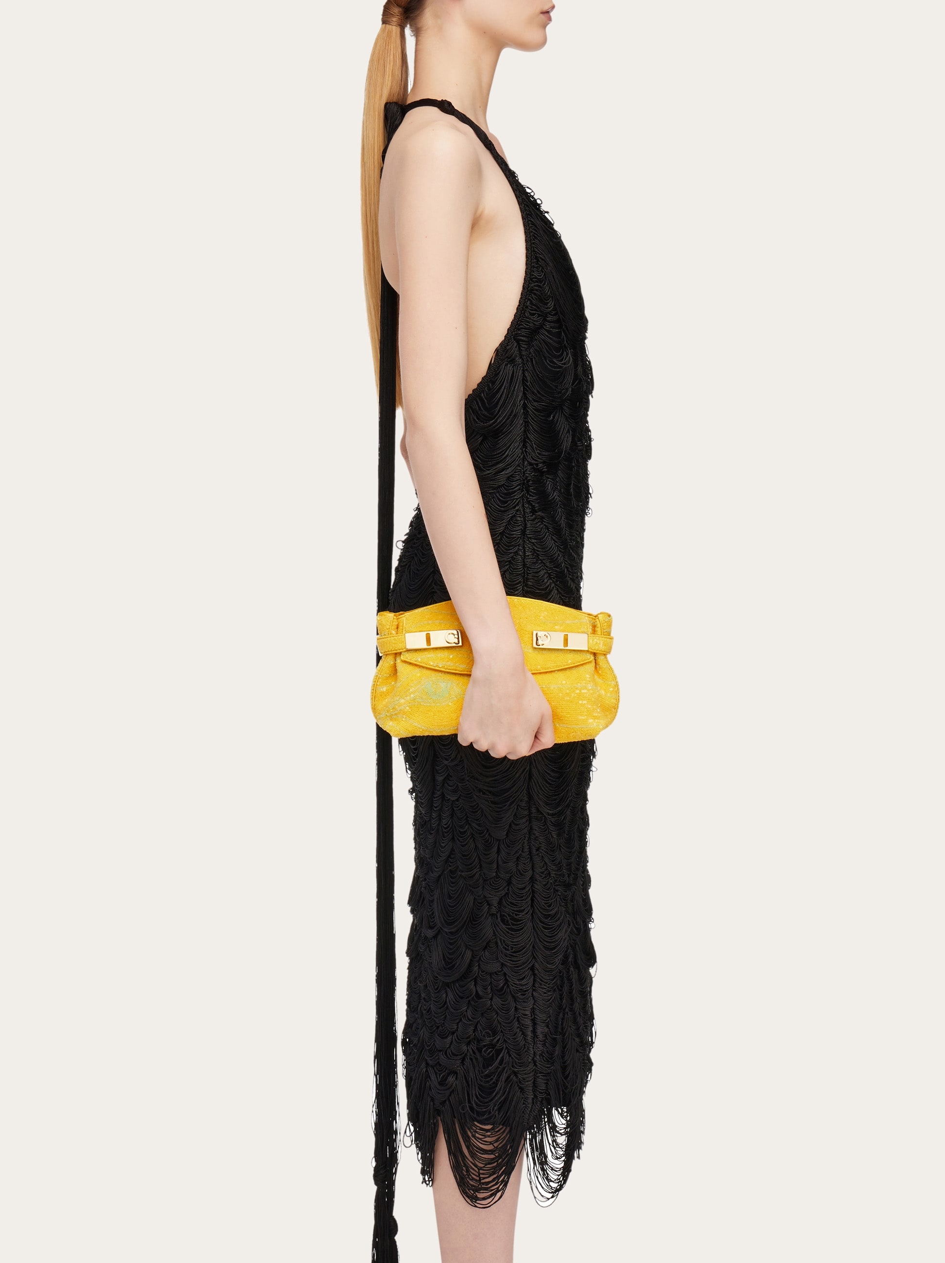 ショルダーバッグ・ポシェット FERRAGAMO HUG SOFT M BAG IN LIME/MOSS Hug handbag (M) - Women | Ferragamo