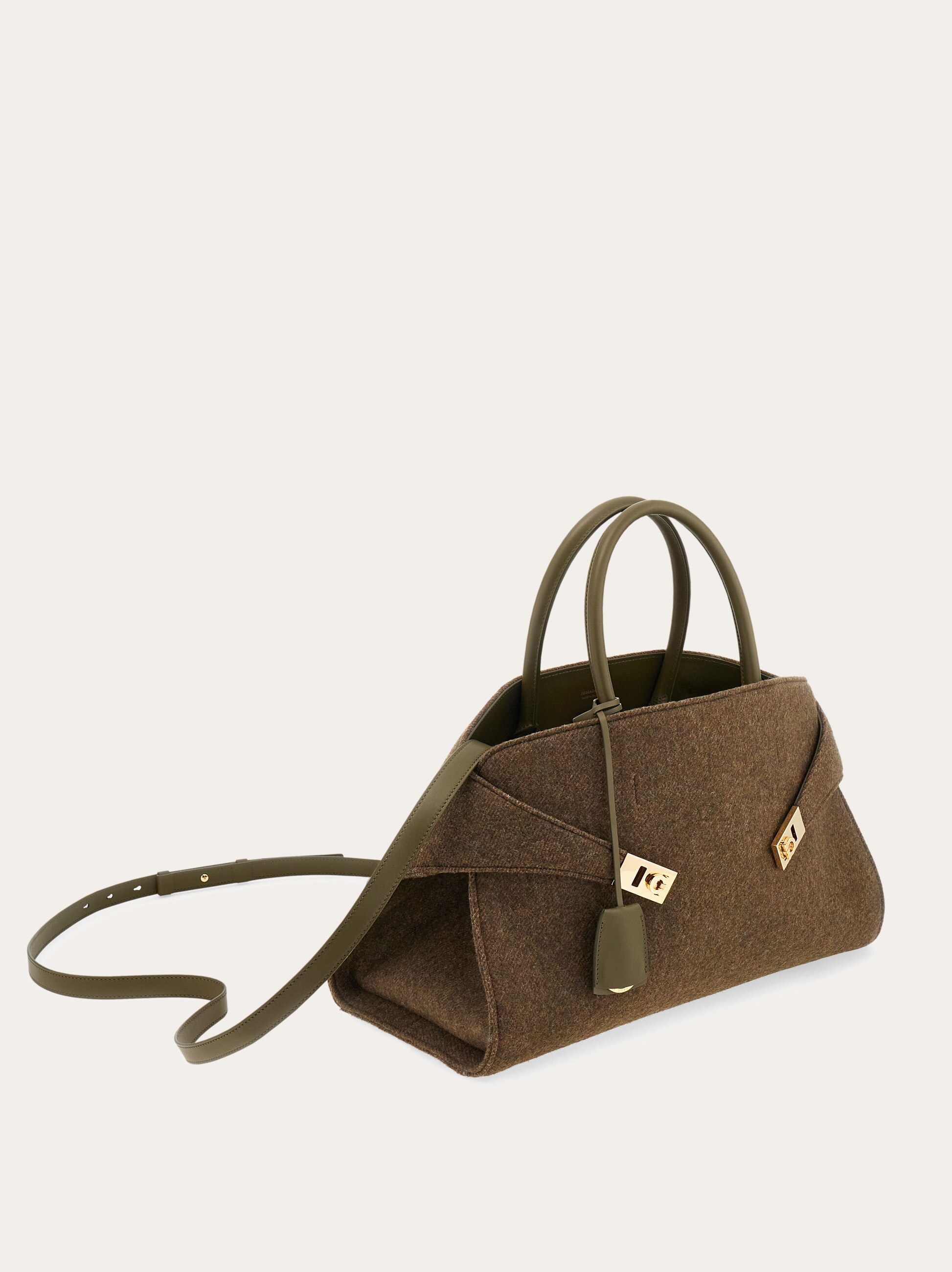 ハンドバッグ Ferragamo Borsa A Mano Hug Borsa a mano Hug (L) - Donna | Ferragamo