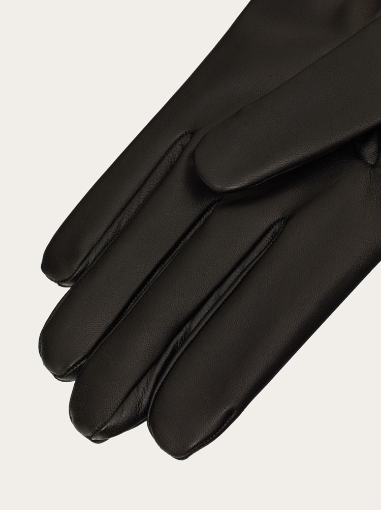 Lined gloves Gallery image 2