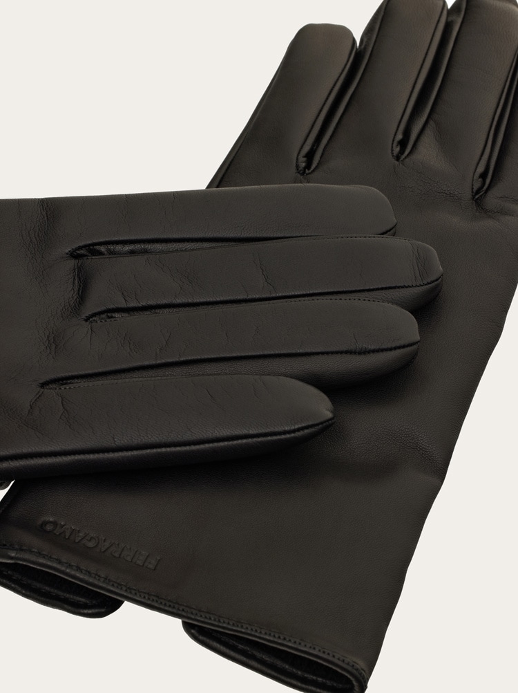 Lined gloves Gallery image 6