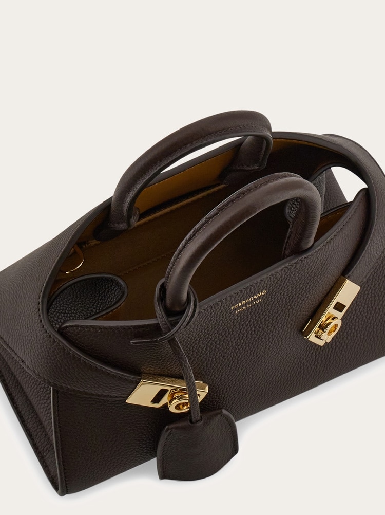 Hug bicolor handbag (XS) Gallery image 6