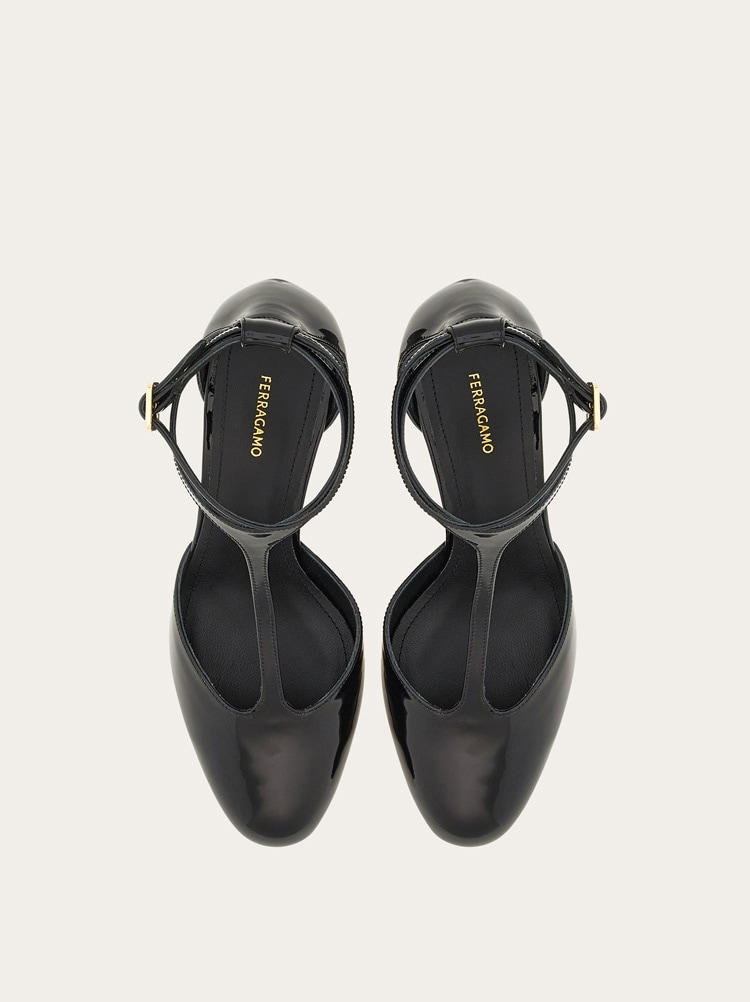 T-strap pump Gallery image 3