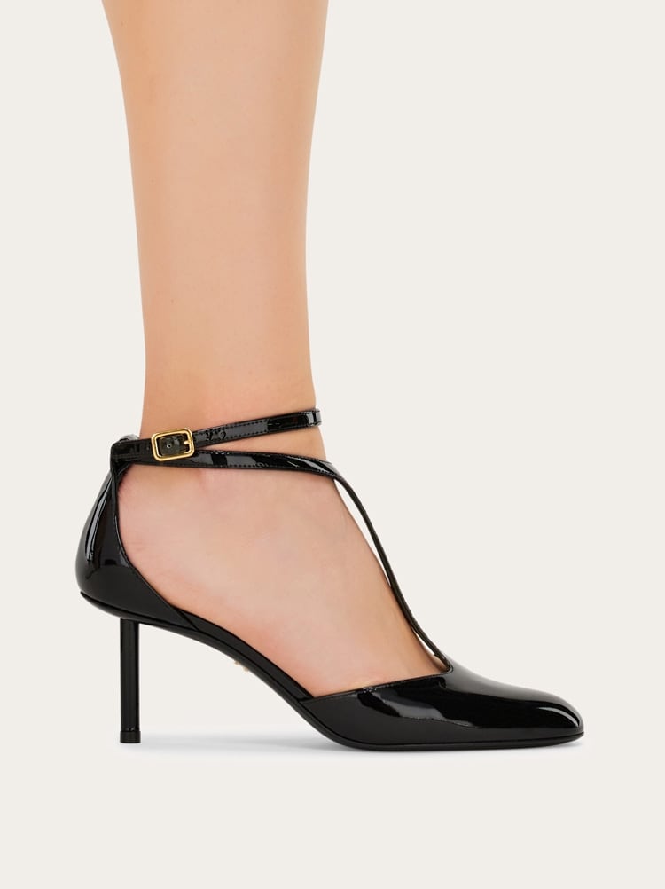 T-strap pump Gallery image 4