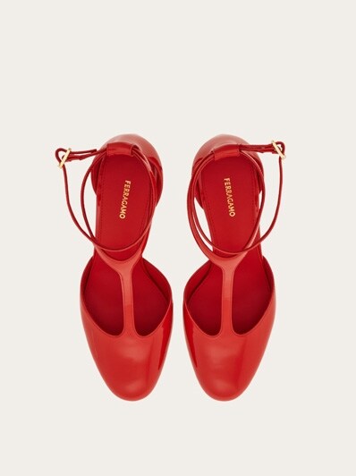 T-strap pump - Women | Ferragamo