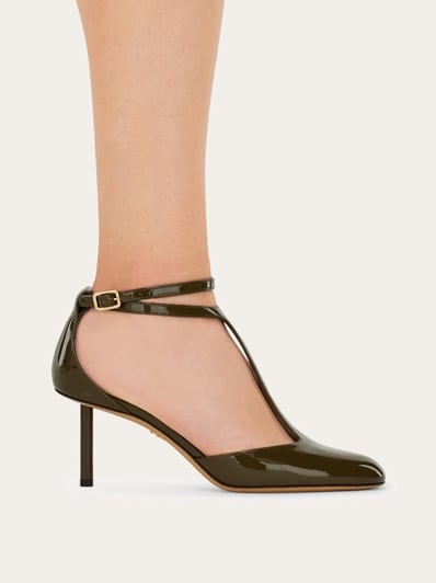 T-strap pump - Women | Ferragamo