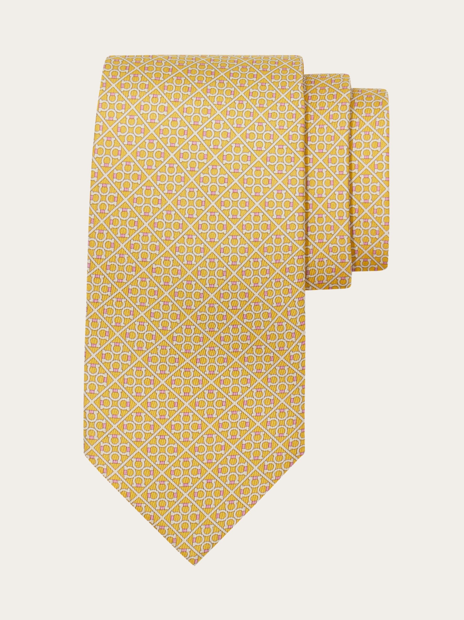 SALVATORE FERRAGAMO カンチニ チェンリンク ショルタハック Square Gancini print silk tie - Men | Ferragamo