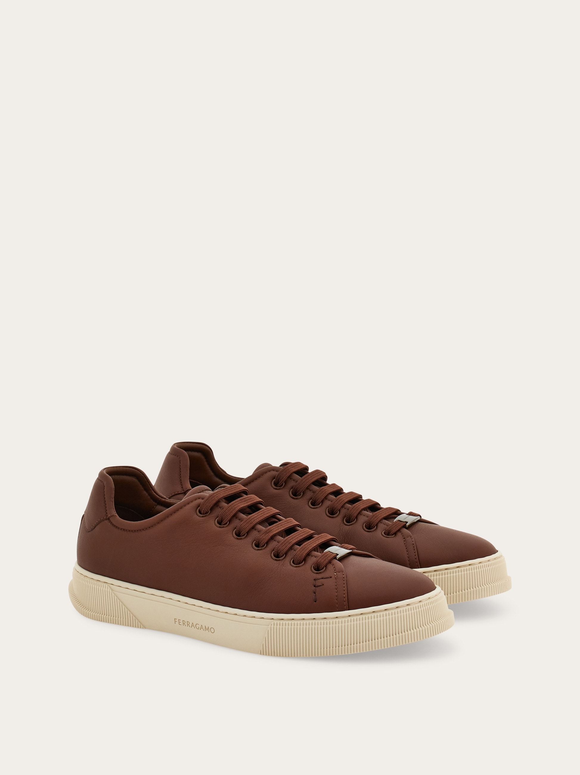 【関税&送料込】Ferragamo Brown Leather Sneakers Low top sneaker - Men | Ferragamo