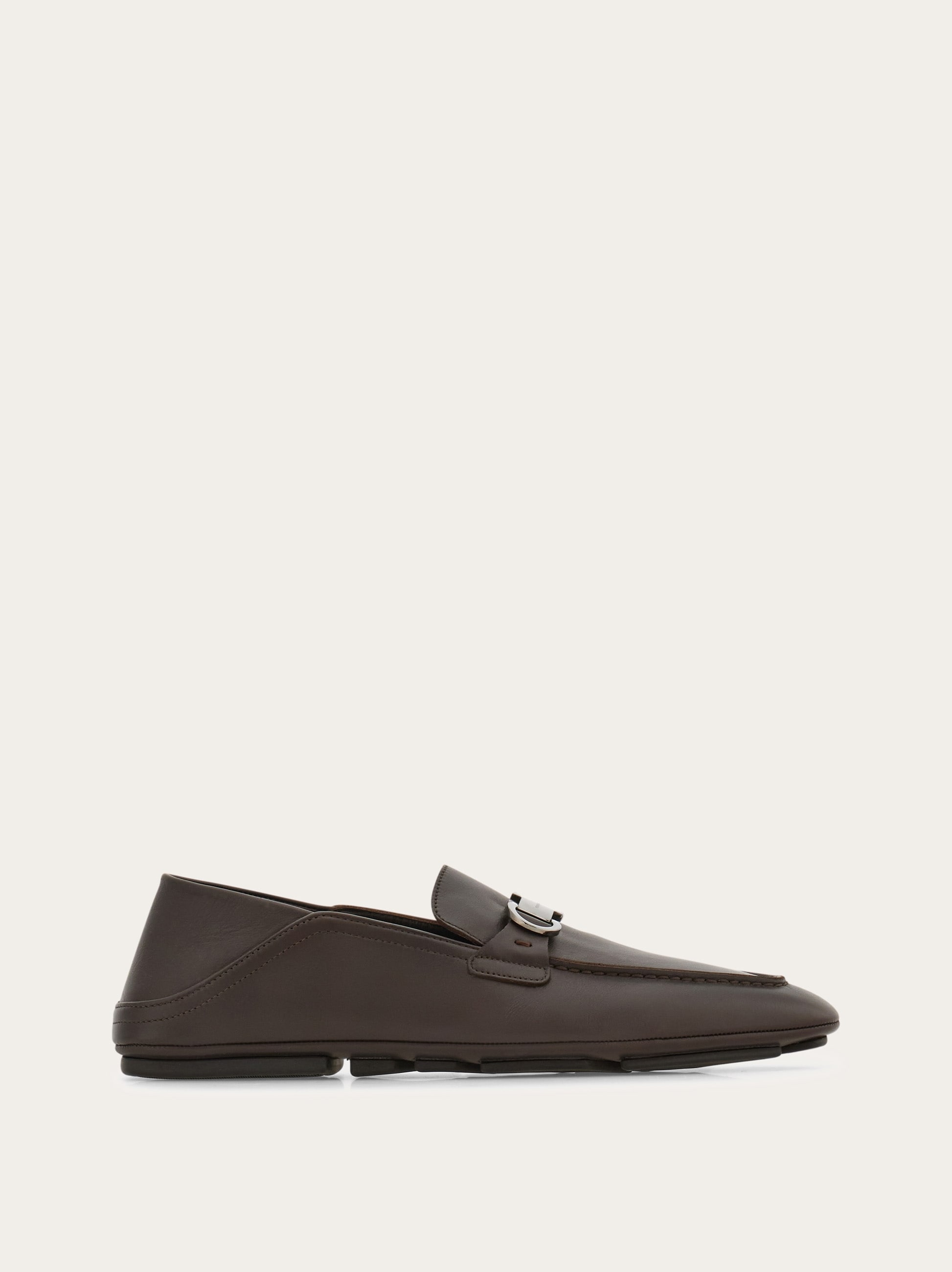 【関税込み】Ferragamo ブラウン Gancini Ornament ローファー Loafer with Gancini ornament - Women | Ferragamo