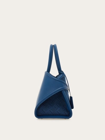 モノグラム Hug ハンドバッグ(M) - 従業員特別セール | Ferragamo