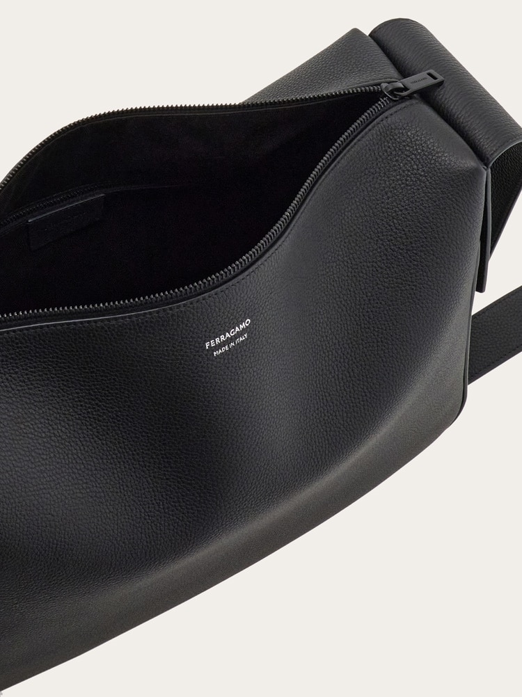 Messenger bag with Gancini buckles (M) Gallery image 6