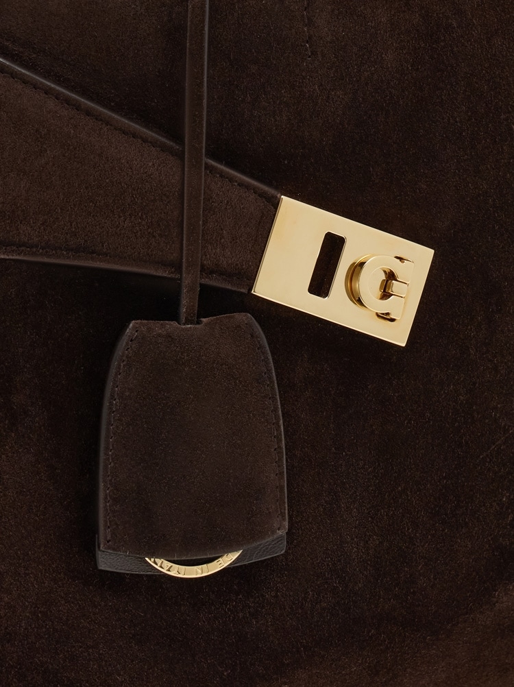 Hug handbag (L) Gallery image 8
