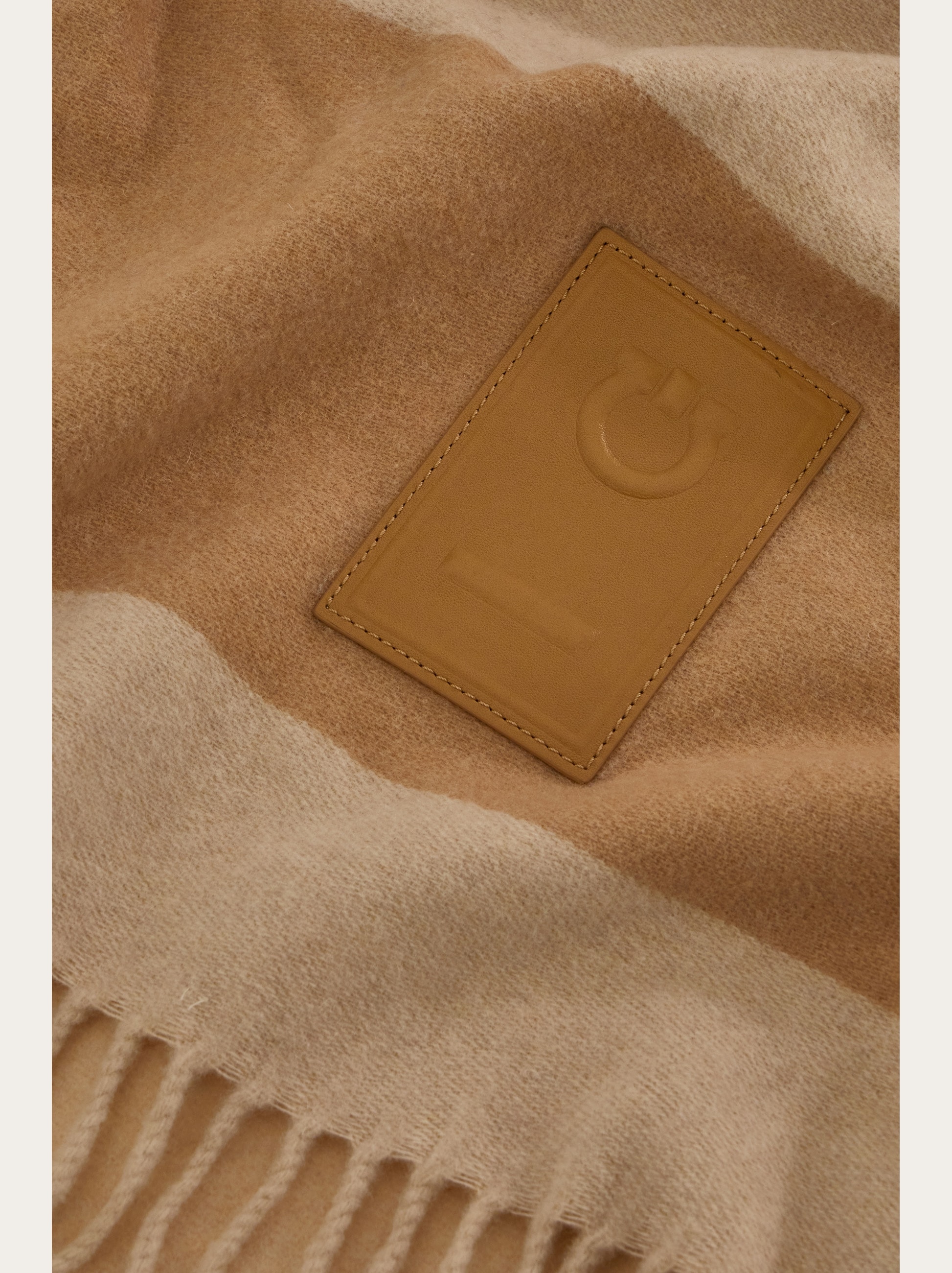 【関税&送料込】Salvatore Ferragamo Embroidered Wool Cape Ferragamo Monogram cape - Women | Ferragamo