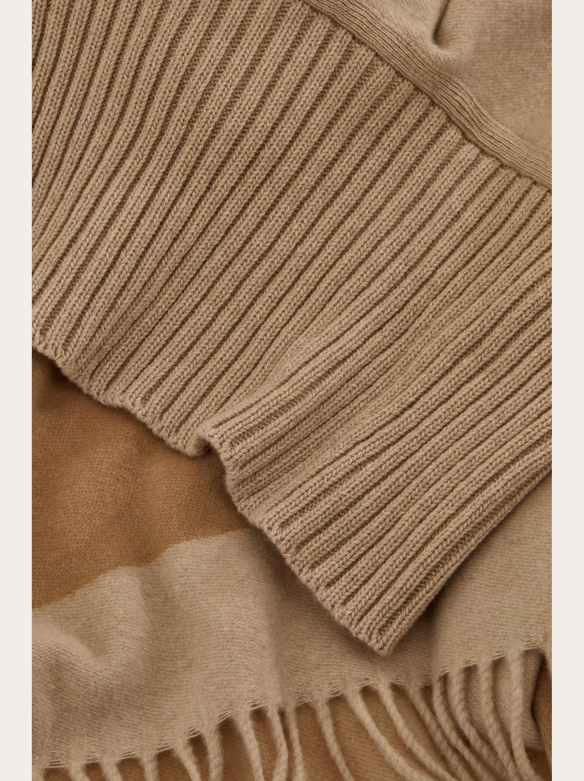Fringed cape - Women | Ferragamo