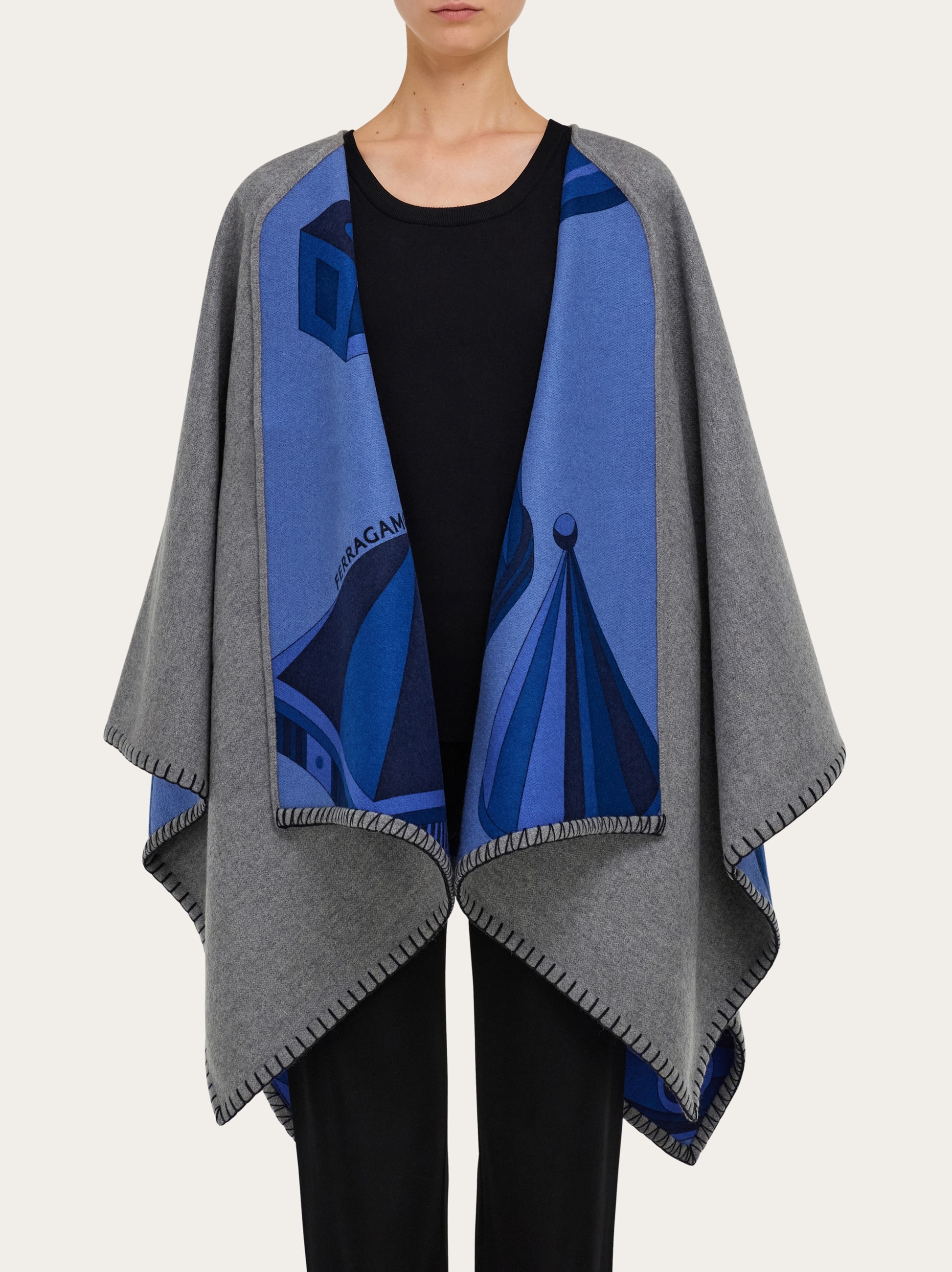 Geometrical renaissance print reversible cape - Women