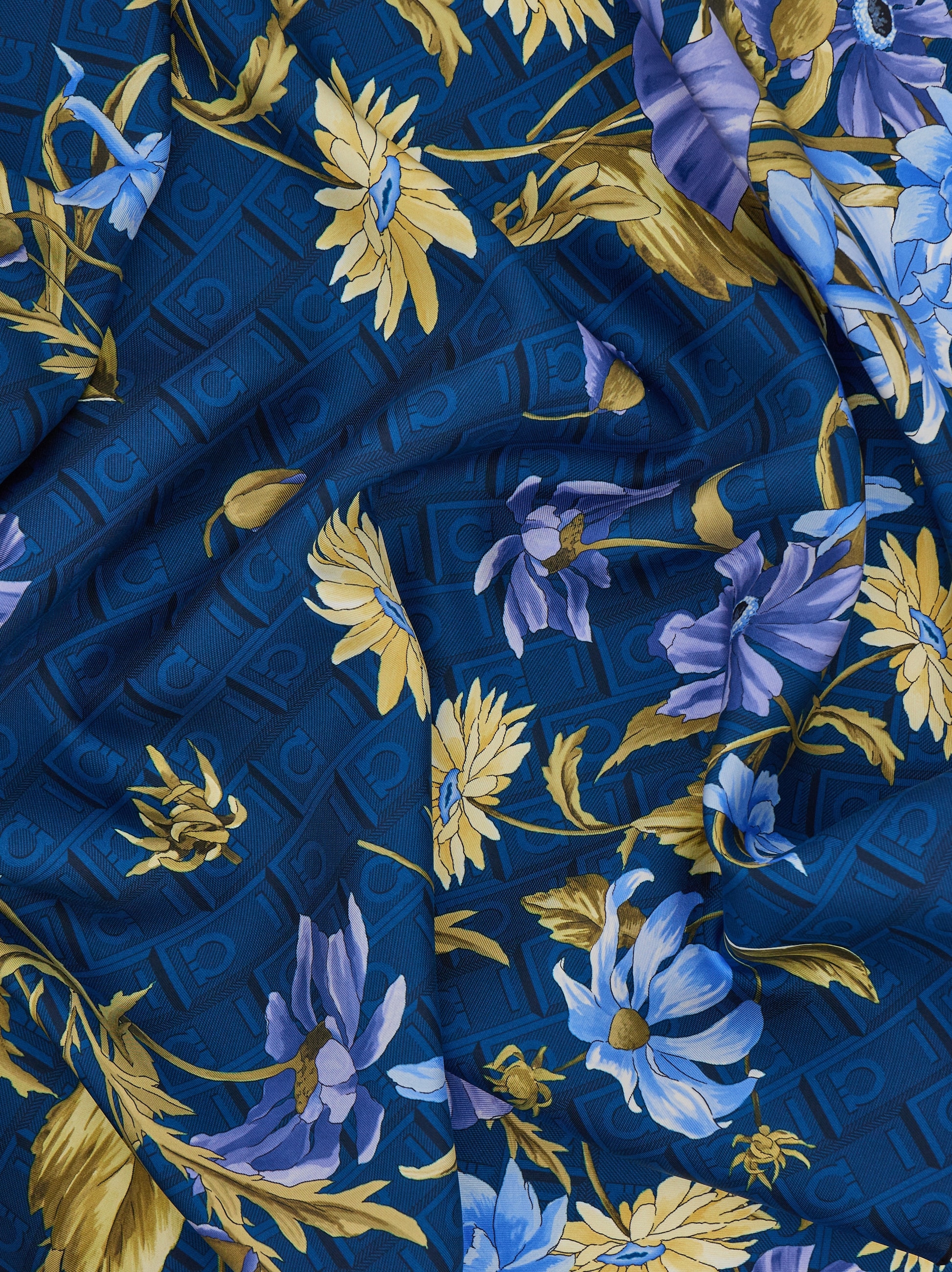 Bouquet print silk scarf - Women | Ferragamo