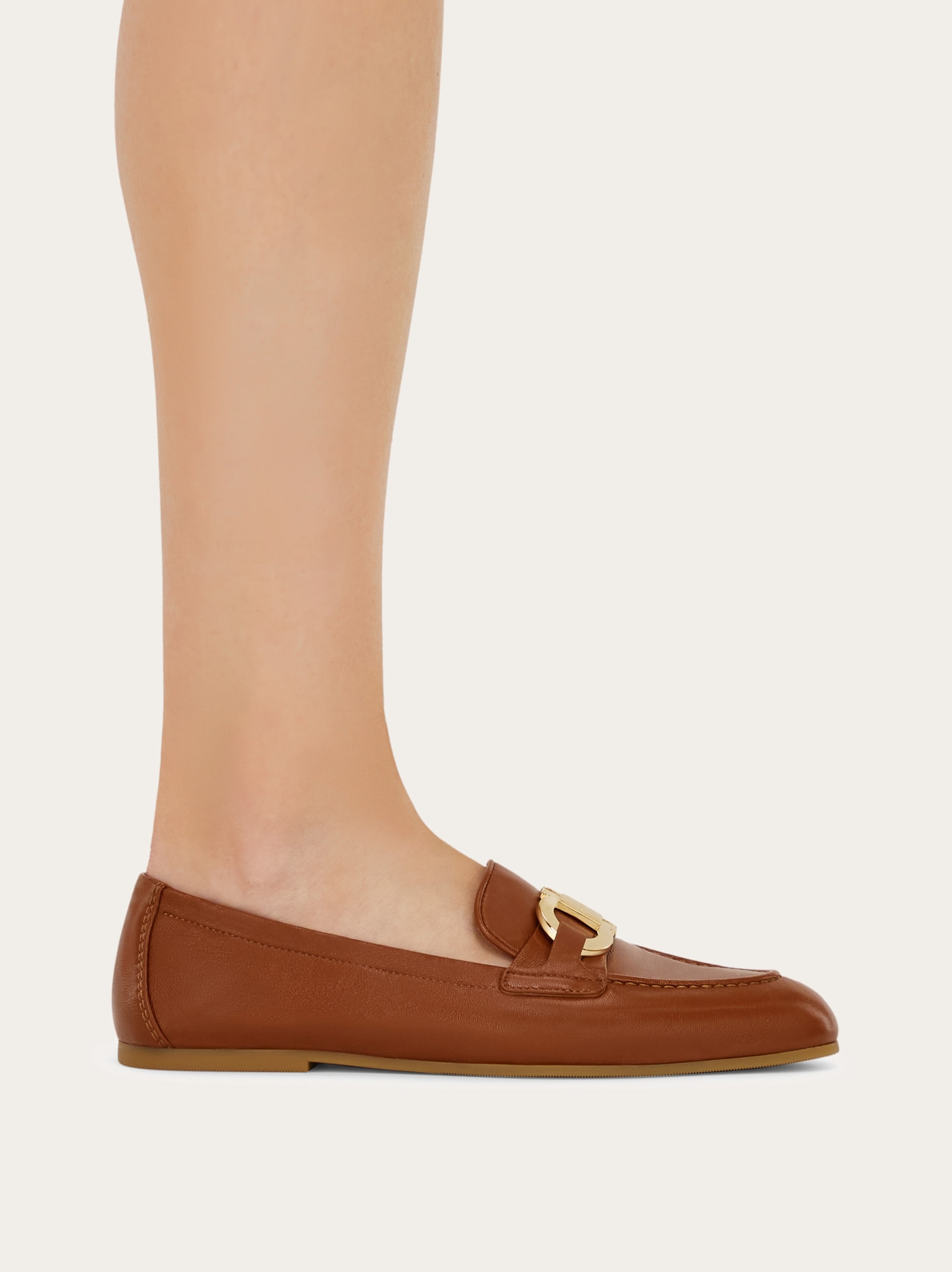 【送料&関税込】Ferragamo Jodie Leather Loafers FERRAGAMO - Jodie Leather loafers black - The Corner