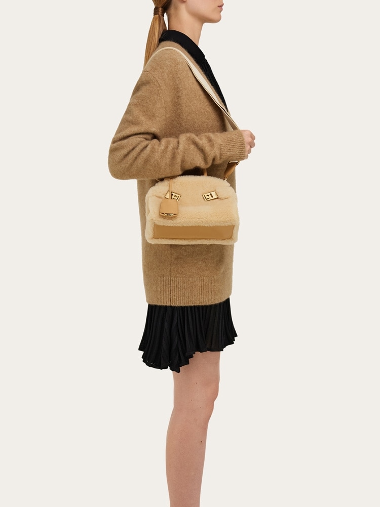 Bolso de mano Hug (XS) Gallery image 3