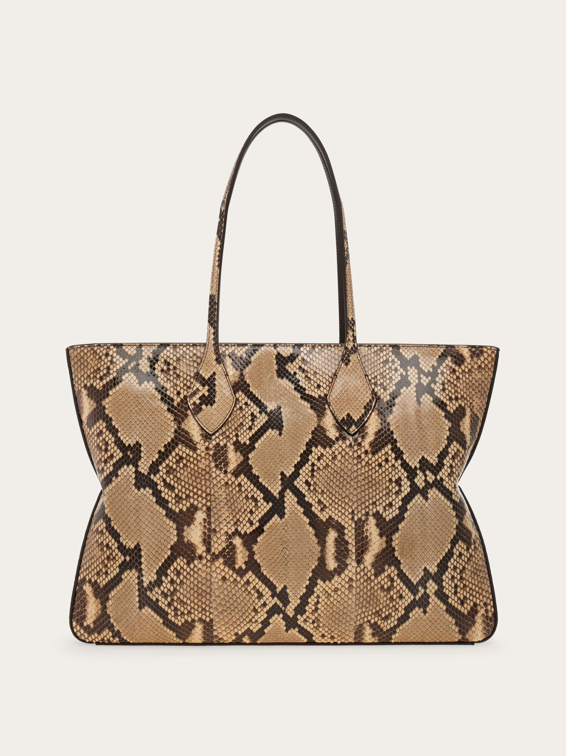 Star-shaped tote bag (L) - Women | Ferragamo