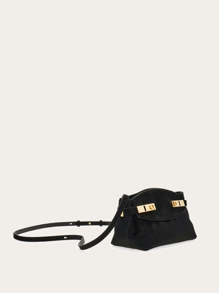 Hug soft crossbody bag (XS) Gallery image 7