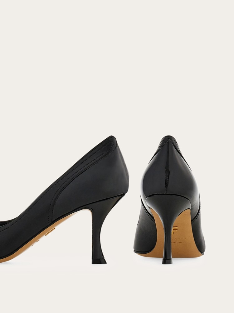 Pump shoe with inlays Gallery image 7