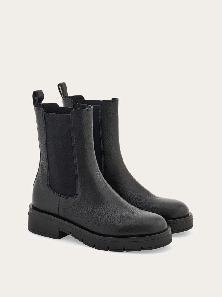 Chelsea boot Gallery image 2