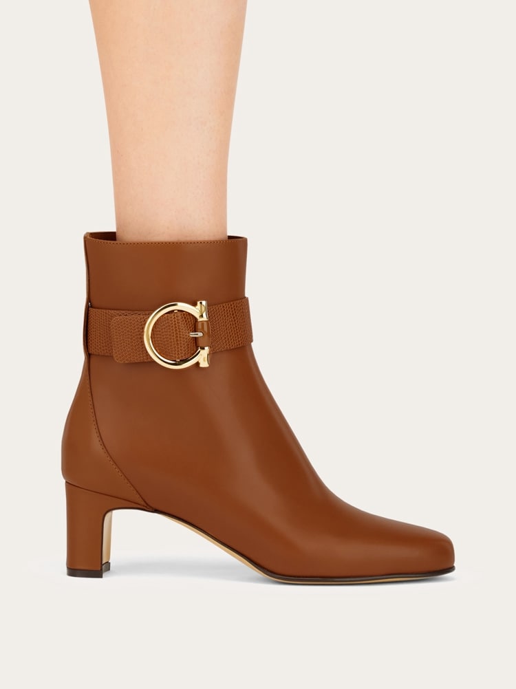 Gancini ornament mid heel ankle boot Gallery image 4
